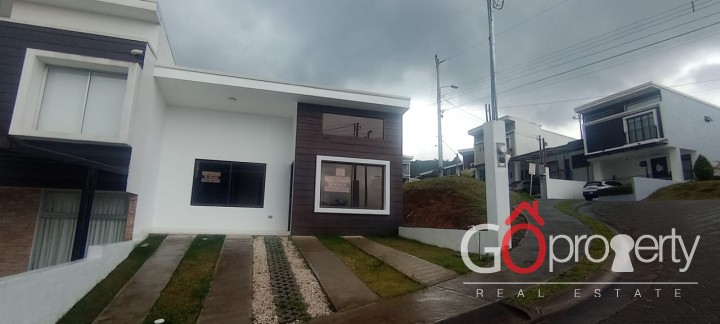 Venta de Casa de 1 piso en Condominio - Asunción de Tejar